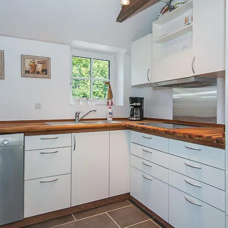 Дом отдыха 6 Person In