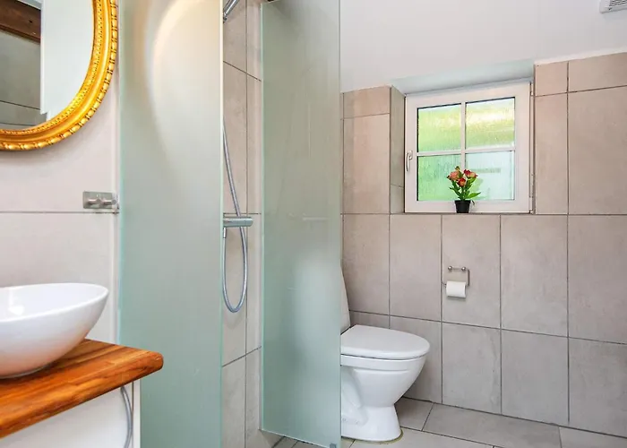 Дом отдыха 6 Person In