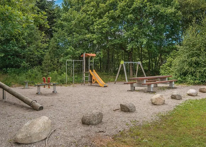 6 Person In * Ansager